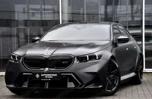 BMW M5 Lim Carbon Drivelogic Individual Merino BW