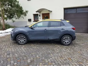 Kia Stonic Stonic 1.0 T-GDI OPF Mild Hybrid DCT7 GT Line Bild 3