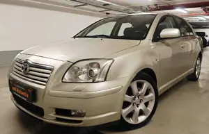 Toyota Avensis 2.4 Autom.*1. HAND*SCHECKHEFT*TÜV NEU*