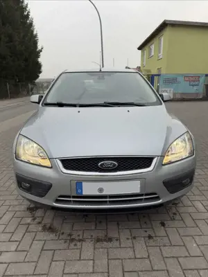 Ford Focus 1.6 Ti-VCT Ghia
