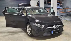 Mercedes-Benz A 200 A-Klasse Limousine Diesel d 8G-DCT Progressive