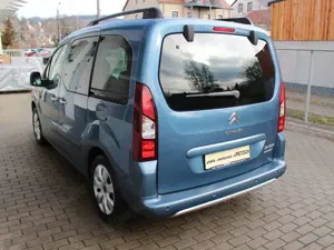 Citroen Berlingo Kombi Selection 1.6 VTi 120 AHK Pano WR Bild 2