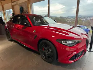 Alfa Romeo Giulia 2.9 V6 Bi-Turbo AT8 Quadrifoglio