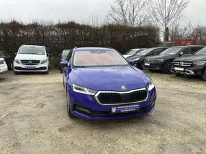 Skoda Octavia Combi Ambition ACC+VIRTUAL+LED+SPURASSIST+NAVI+1H