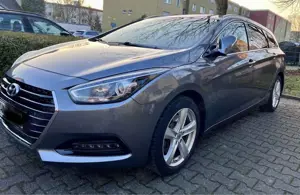 Hyundai i40 i40 Kombi blue 1.7 CRDi DCTStyle