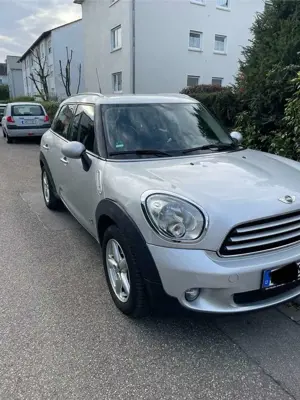 MINI Cooper D Countryman All4 Aut. Bild 2