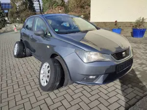 SEAT Ibiza 1,2 Benzin 70 Ps *KLIMA* 8 Fachbereift