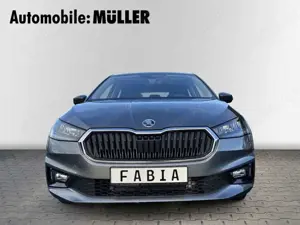 Skoda Fabia Selection 1,0 TSI LED Sperrdiff. Apple CarPlay And Bild 3
