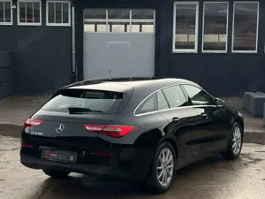 Mercedes-Benz CLA 180 SHZ LKA TEMP MBUX Navi Wifi CarPlay Bild 5