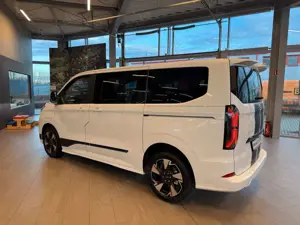 Ford Tourneo Custom Bus 320 L1 Sport Matrix LED Bild 3