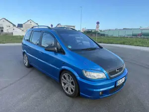 Opel Zafira Turbo OPC