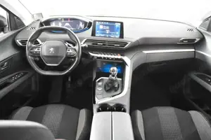 Peugeot 5008 Active 130 *1.Hand*AHK*Kamera*DAB* Bild 2