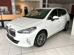 BMW 218 218dA Headup/Wireless/Aktivtemp/Cam/Parkassist