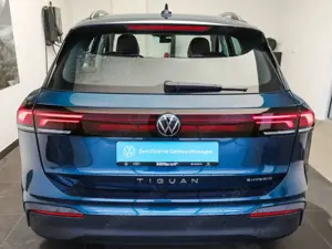 Volkswagen Tiguan 1.5 TSI eHybrid Life Navi AHK Bild 4