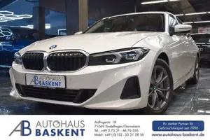 BMW 330 d Lim*LIVE COCKPIT*AHK*LED*NAVI*LEDER*SHZ*