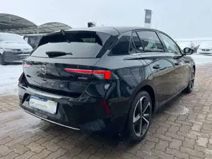 Opel Astra L 1.6 Lim. 5-trg. Elegance Plug-in-Hybrid Bild 3