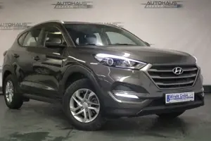Hyundai TUCSON 2WD*2HAND*SHZ*PDC*LKHZ*LED*u.v.m