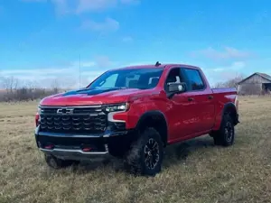 Chevrolet Silverado 1500 Crew Cab ZR2 6.2l Bild 5