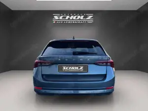 Skoda Octavia Combi 2.0 TDI DSG Style Bild 5