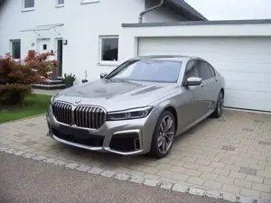 BMW 760 Li xDrive BW Pano Deutsches Fahrzeug I.Hand