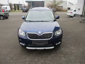 Skoda Yeti Yeti Diesel 2.0 TDI Drive Euro 6 BI Xenon Navi Alu