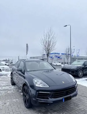 Porsche Cayenne ACC LED BOSE PANO MEMORY DAB APPROVED 22“