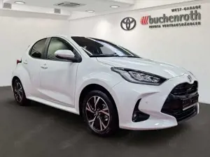 Toyota Yaris Hybrid Teamplayer +Safety-  Comfort Paket Bild 3