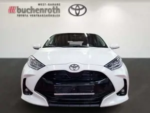 Toyota Yaris Hybrid Teamplayer +Safety-  Comfort Paket Bild 2