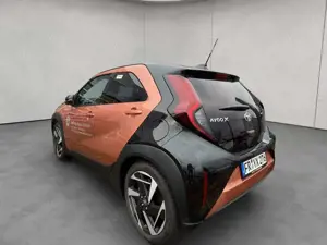 Toyota Aygo X X 1,5 Hybrid Teamplayer Bild 3