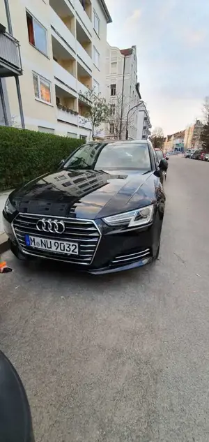 Audi A4 quattro design Bild 3