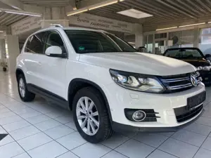 Volkswagen Tiguan Sport  Style BMT,Xenon,Navi,Motor unrund