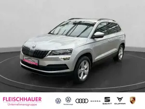 Skoda Karoq 2.0 TDI DSG 4x4 StandHZG AHK Navi Apple CarPlay Kl