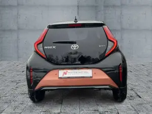 Toyota Aygo X AYGO X Hyb. 1.5 Hyb. // Lounge Bild 5