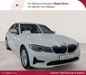 BMW 330 330e Aut. Advantage Navi SHZ LED