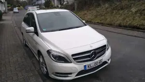 Mercedes-Benz B 200 B 200 BlueEFFICIENCY EDITION 1