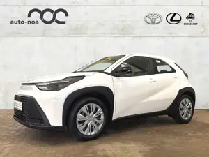 Toyota Aygo X Hybrid Pure Apple CarPlay Android Auto Musikstream Bild 3
