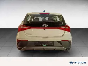 Hyundai i20 FL 1.2 MT Select Funktionspaket Navi Apple CarPlay Bild 5