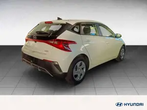 Hyundai i20 FL 1.2 MT Select Funktionspaket Navi Apple CarPlay Bild 4