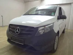 Mercedes-Benz Vito Tourer 114 CDI extralang 8-Sitze Navi RFK Bild 2