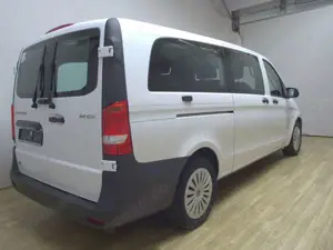 Mercedes-Benz Vito Tourer 114 CDI extralang 8-Sitze Navi RFK Bild 4