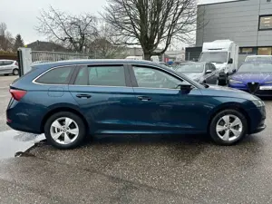 Skoda Octavia 1.0TSI Combi Clever LED NAVI AC ALU CAM* Bild 4