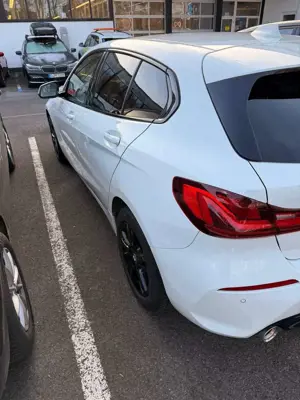 BMW 118 1er 118i Sport Line Bild 4