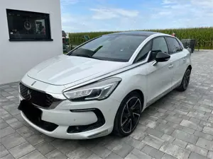 DS Automobiles DS 5 BlueHDi 180 StopStart EAT6, Vollausstattung