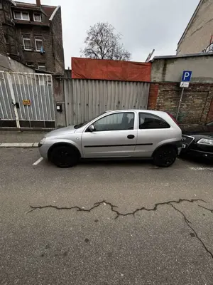Opel Corsa 1.2 16V Elegance Bild 2