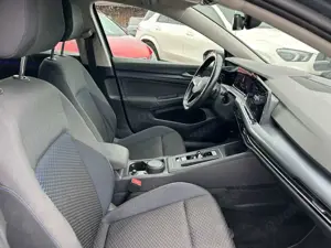 Volkswagen Golf VIII Lim. United *LED*AHK* Bild 3