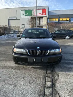BMW 320 E46 320i Bild 2