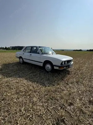 BMW 525 BMW 525E Limousine (1985) – Tadelos  Fahrbereit,