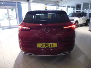 Opel Grandland Ultimate Plug-in-Hybrid Bild 4