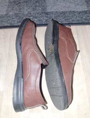 eine Schuhe Herren G 44 Bild 2