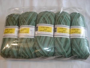 15 x 100 g Wolle Strumpf und Sportgarn neu OVP